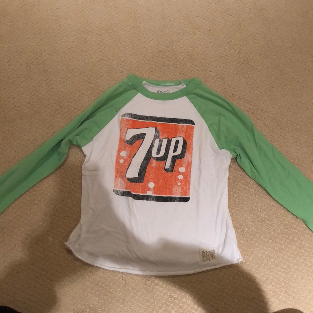 counter long sleeve